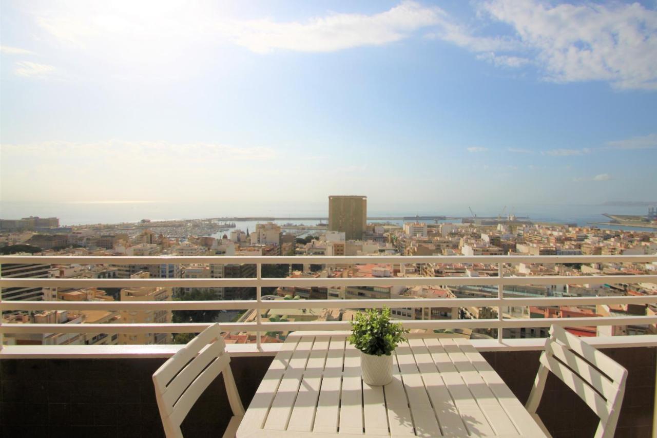 Estudio CasaTuris en planta 18 en pleno centro de Alicante A106 Exterior foto